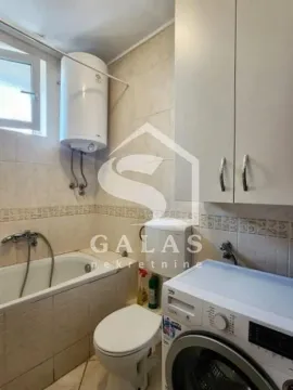 Rent, two bedroom apartment, 73m², Južni Bulevar, Vračar Sve Podlokacije - image 8