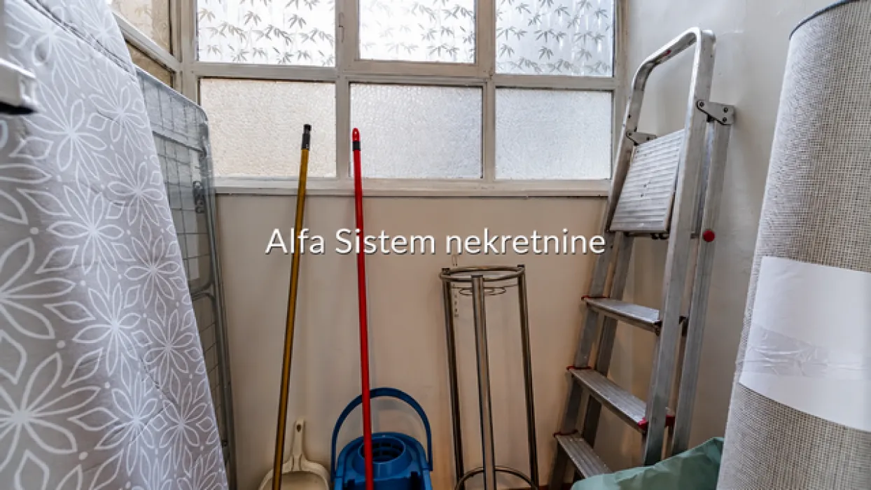 Izdavanje, dvosoban stan, 65m², Savski Venac, Beograd