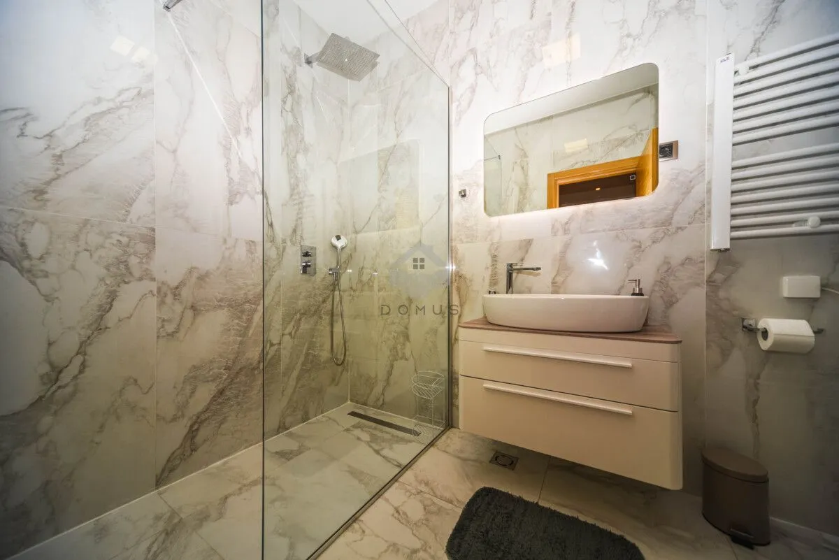 Rent, two bedroom apartment, 75m², Podgorica, Crna Gora