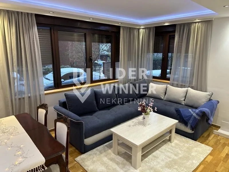 Izdavanje, trosoban stan, 70m², Banovo Brdo, Beograd