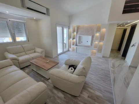 Sale, two bedroom apartment, 69m², Pobrežje, Podgorica