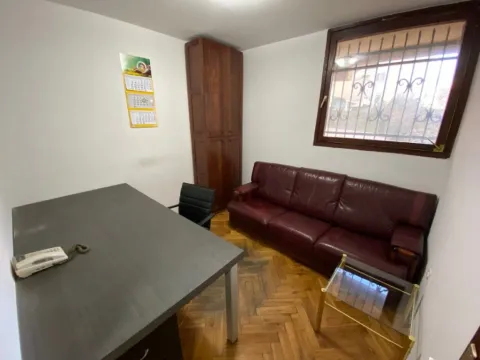 Prodaja, stan, 62m², Centar, Bar - image 3