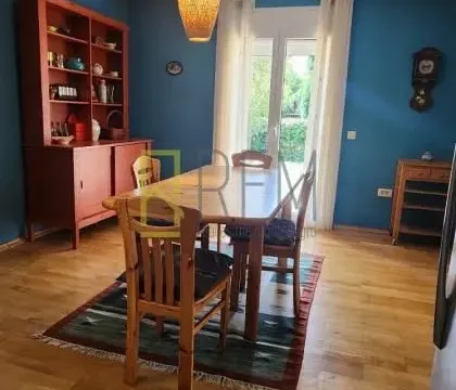 Sale, house, 180m², Tološi, Podgorica - image 17