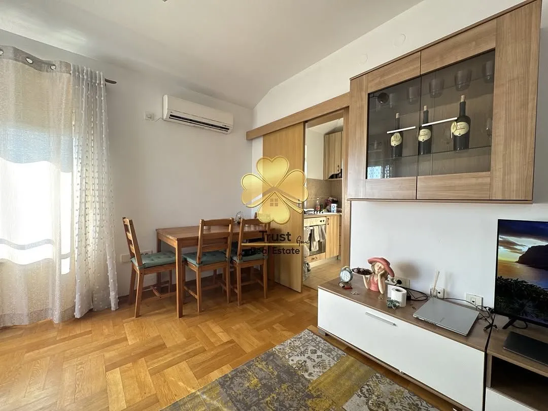 Prodaja, jednosoban stan, 46m², Stari Aerodrom, Podgorica