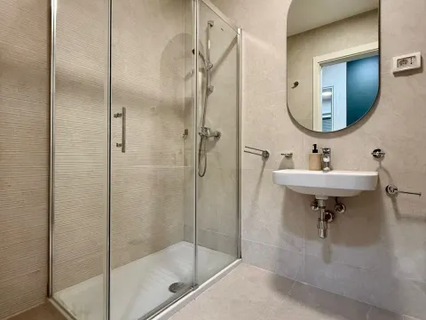 Izdavanje, jednosoban stan, 43m², Pobrežje, Podgorica - image 8