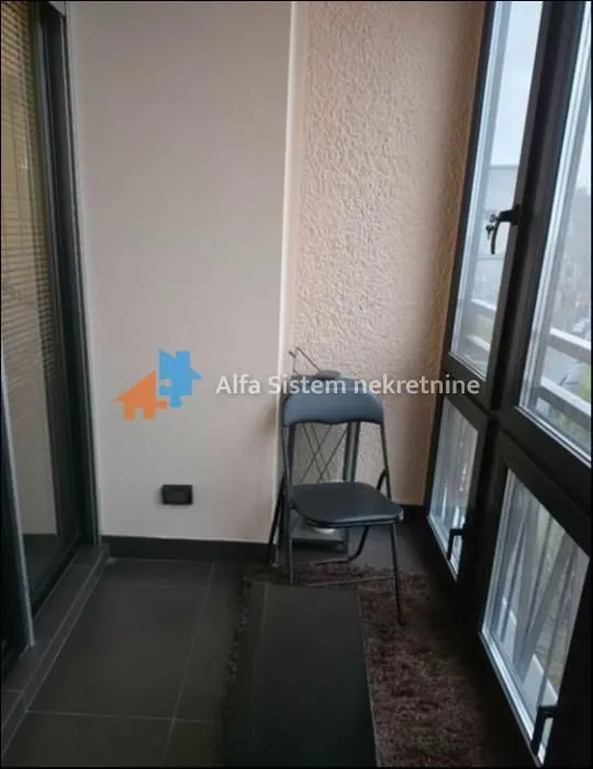 Rent, four bedroom apartment, 95m², Stari Grad, Beograd