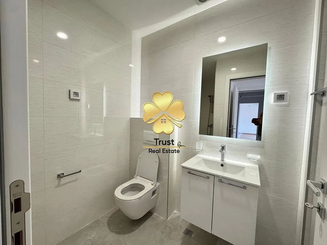 Prodaja, trosoban stan, 106m², Stari Aerodrom, Podgorica