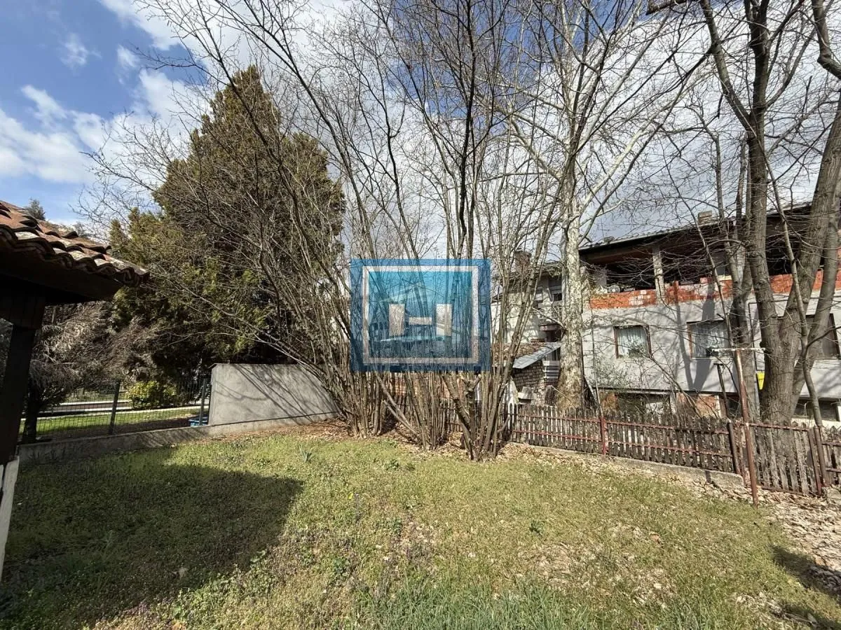 Sale, house, 257m², Strelište, Jagodina