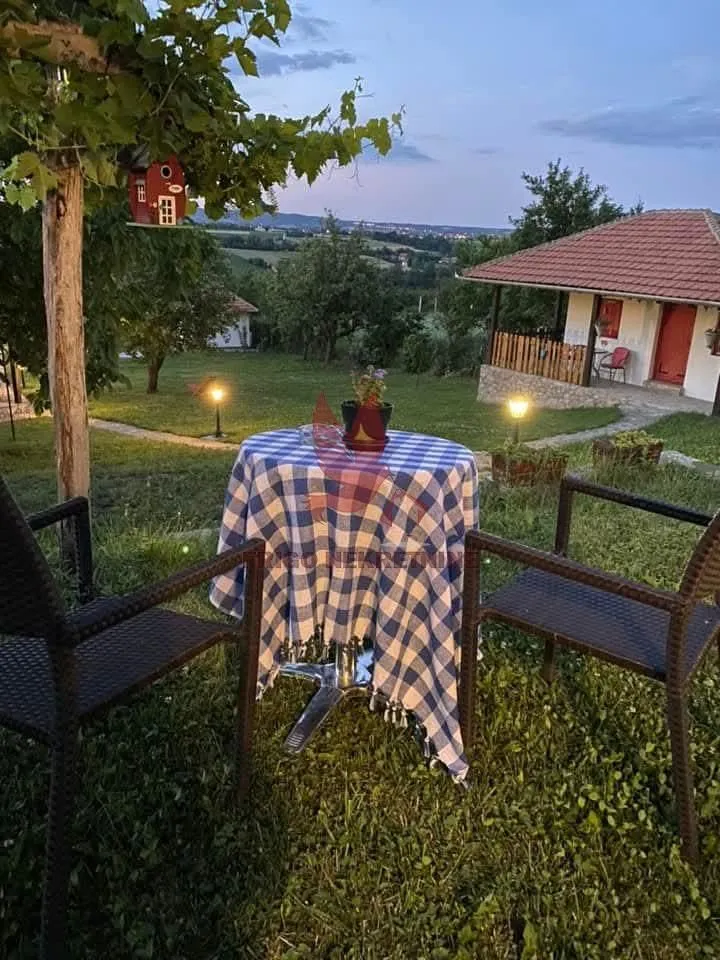 Sale, house, 400m², Koraćica, Mladenovac