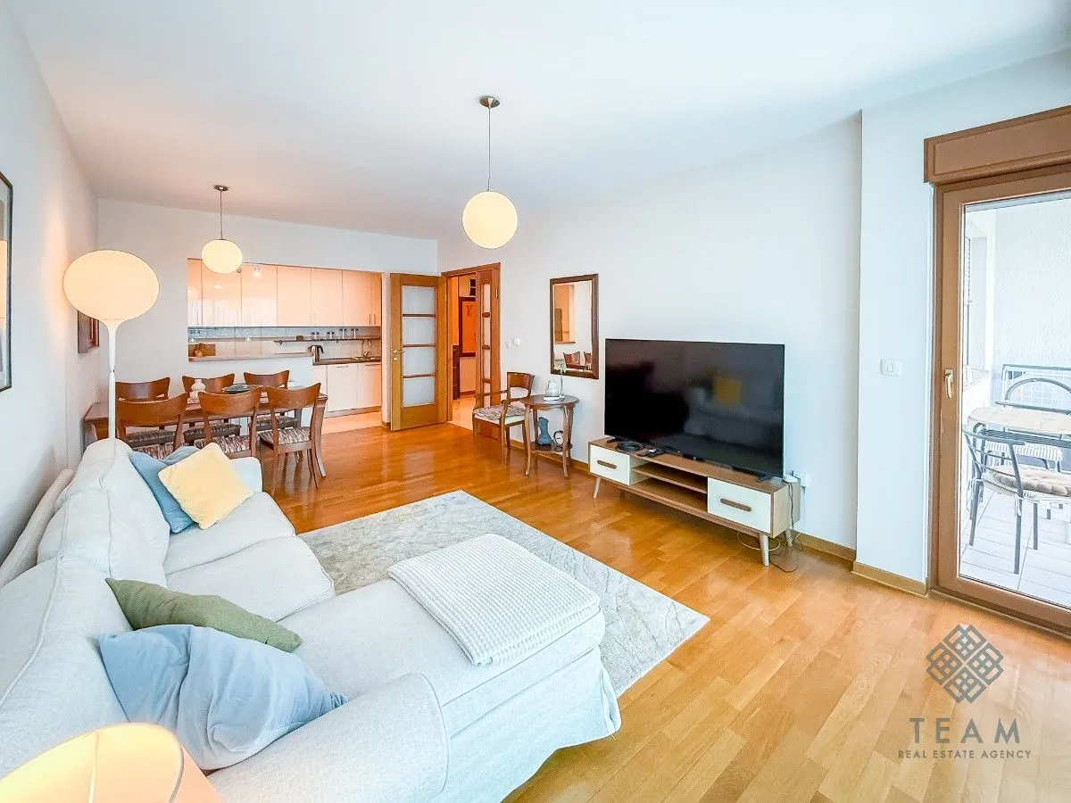 Izdavanje, dvosoban stan, 78m², Preko Morače, Podgorica