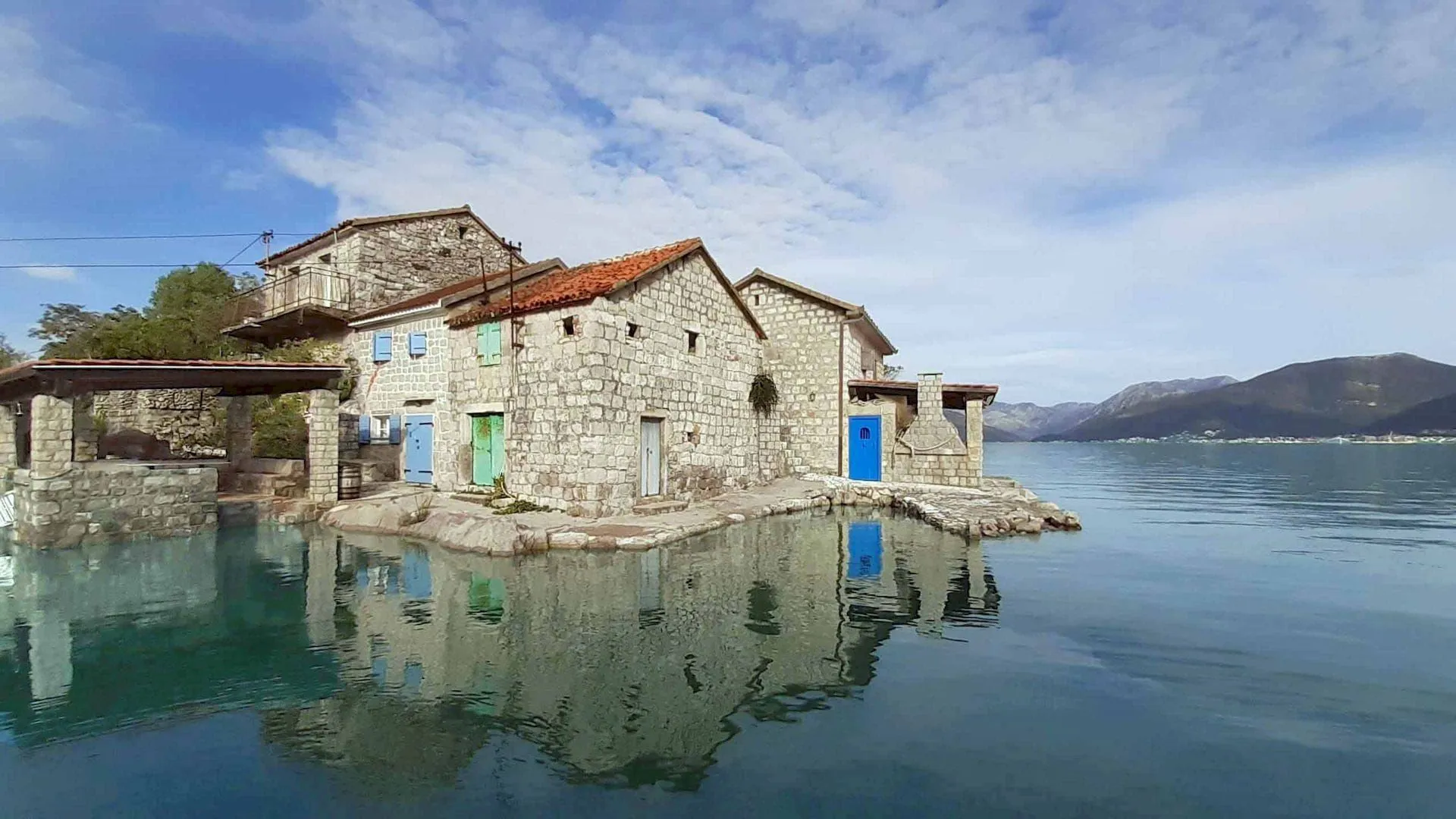 Sale, house, 100m², Kotor, Crna Gora