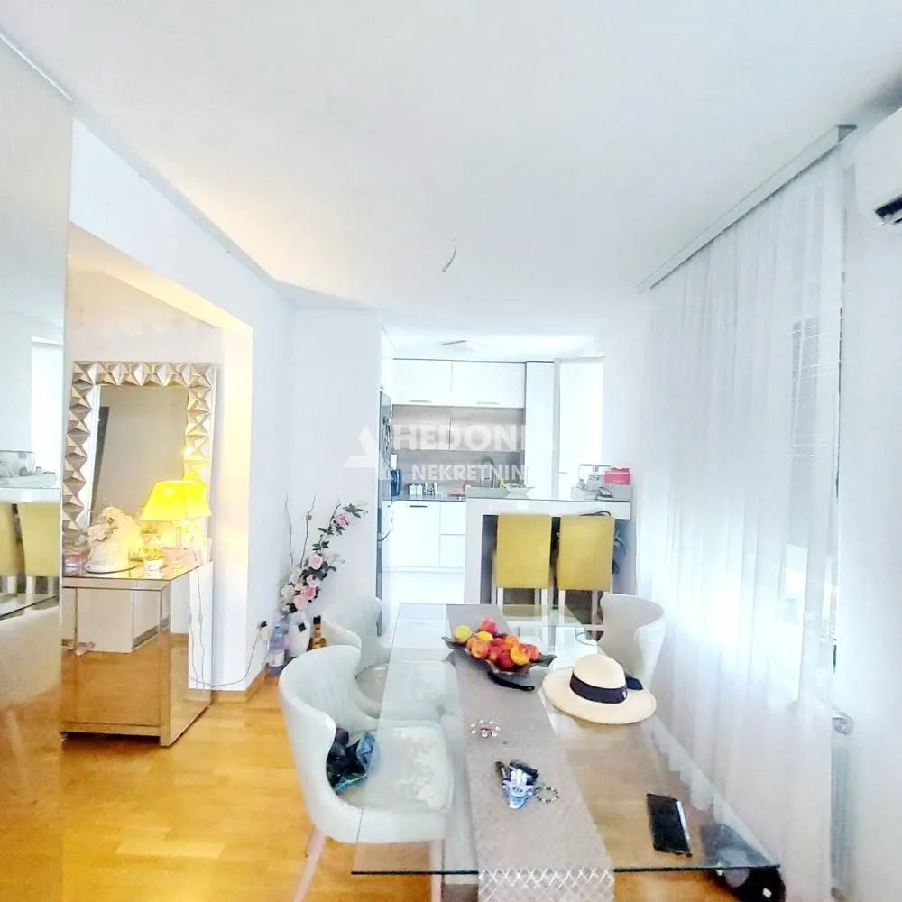 Sale, four bedroom apartment, 106m², Višnjička Banja, Palilula Sve Podlokacije