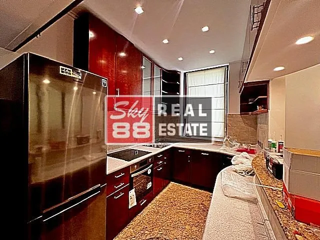 Rent, house, 300m², Voždovac Sve Podlokacije, Beograd