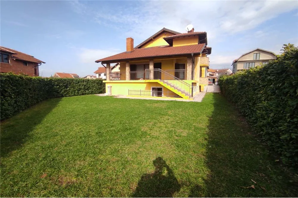 Prodaja, kuća, 309m², Niš, Srbija