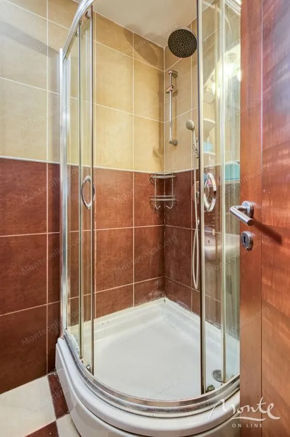 Prodaja, jednosoban stan, 40m², Budva, Crna Gora