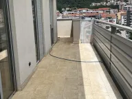 Izdavanje, trosoban stan, 125m², Budva, Crna Gora - image 12