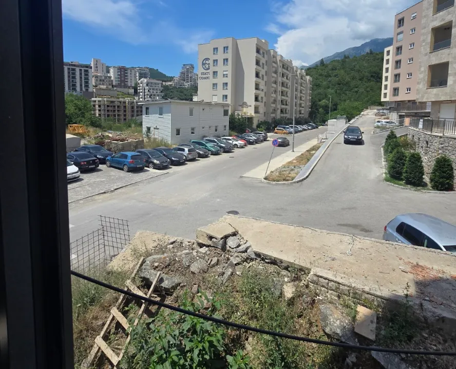 Prodaja, jednosoban stan, 58m², Bečići, Budva