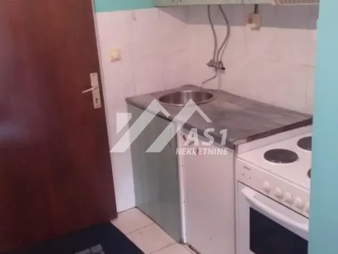 Izdavanje, stan, 25m², Bulevar Oslobodjenja, Novi Sad Sve Podlokacije - image 3