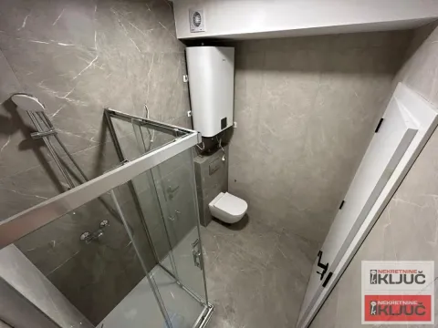 Prodaja, dvosoban stan, 43m², Petrovaradin, Novi Sad - image 9