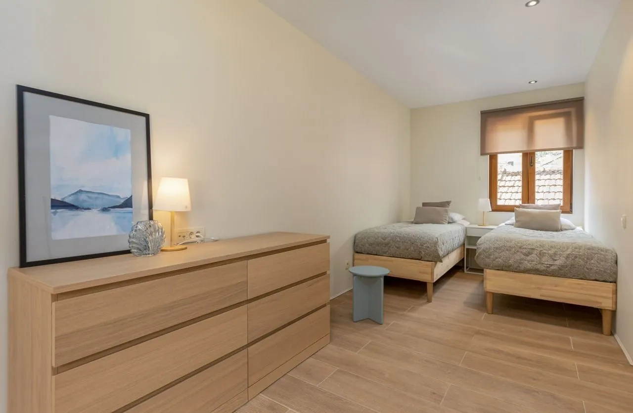 Prodaja, kuća, 110m², Škaljari, Kotor