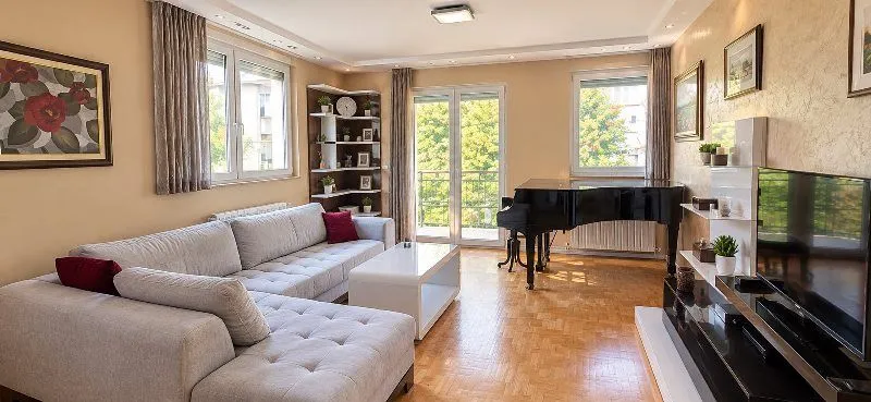 Rent, four bedroom apartment, 100m², Senjak, Beograd