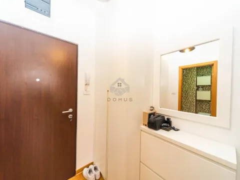 Izdavanje, jednosoban stan, 47m², City Kvart, Podgorica - image 8