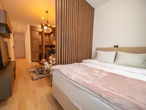 Izdavanje, stan, 36m², Centar, Bar - image 5