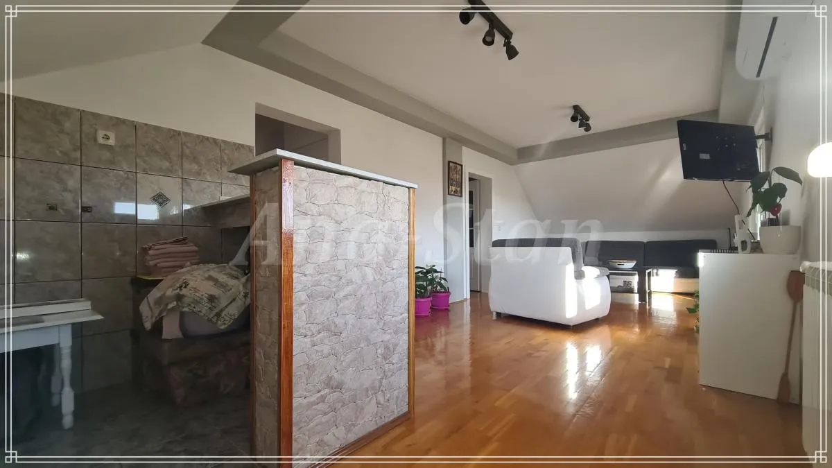 Sale, house, 181m², Kaludjerica, Grocka