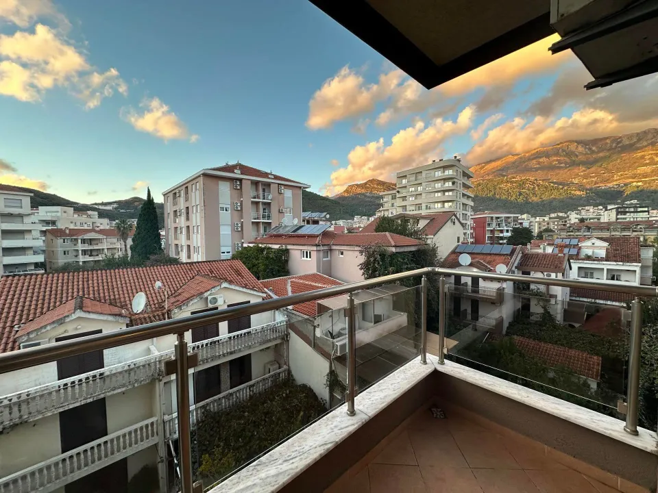 Sale, three bedroom apartment, 60m², Budva, Crna Gora