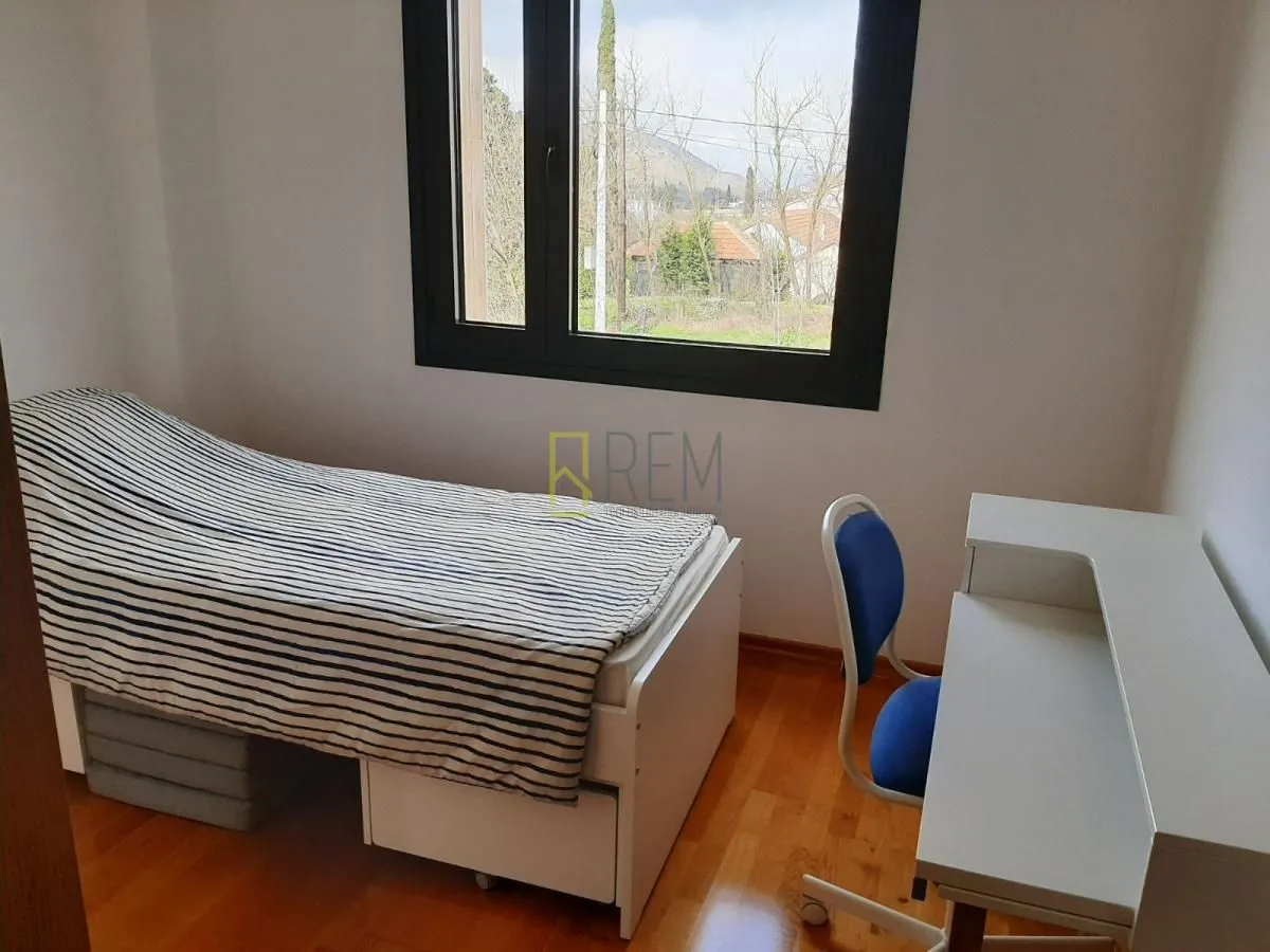 Prodaja, trosoban stan, 106m², Zagorič, Podgorica