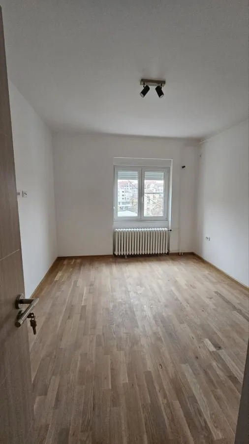 Prodaja, dvosoban stan, 59m², Banatić, Novi Sad Sve Podlokacije