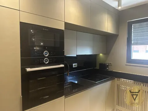 Izdavanje, četvorosoban stan, 100m², Novi Beograd Sve Podlokacije, Beograd - image 8