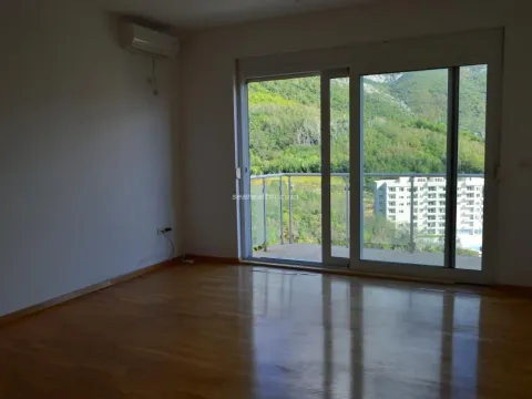 Prodaja, dvosoban stan, 72m², Bečići, Budva - image 2