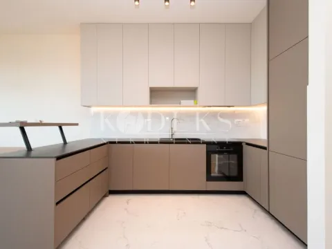 Izdavanje, trosoban stan, 127m², Preko Morače, Podgorica - image 3