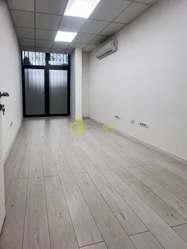 Rent, office space, 294m², Blok 5, Podgorica - image 3