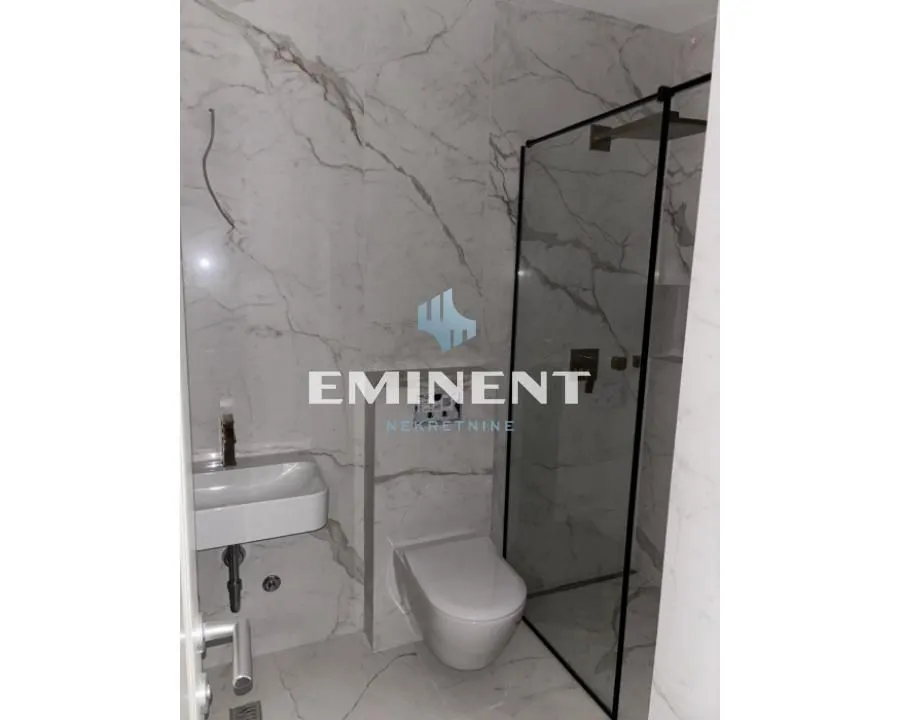 Sale, four bedroom apartment, 119m², Vračar Sve Podlokacije, Beograd