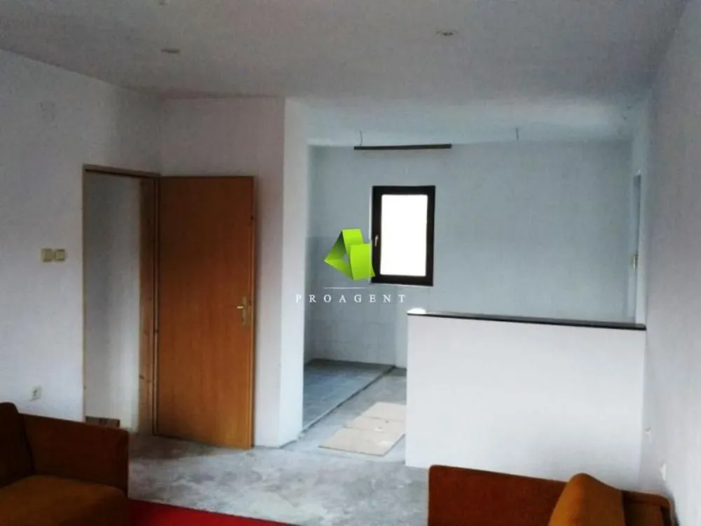 Prodaja, kuća, 337m², Pantelej, Niš