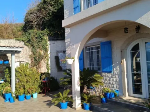 Prodaja, kuća, 330m², Donja Lastva, Tivat - image 10