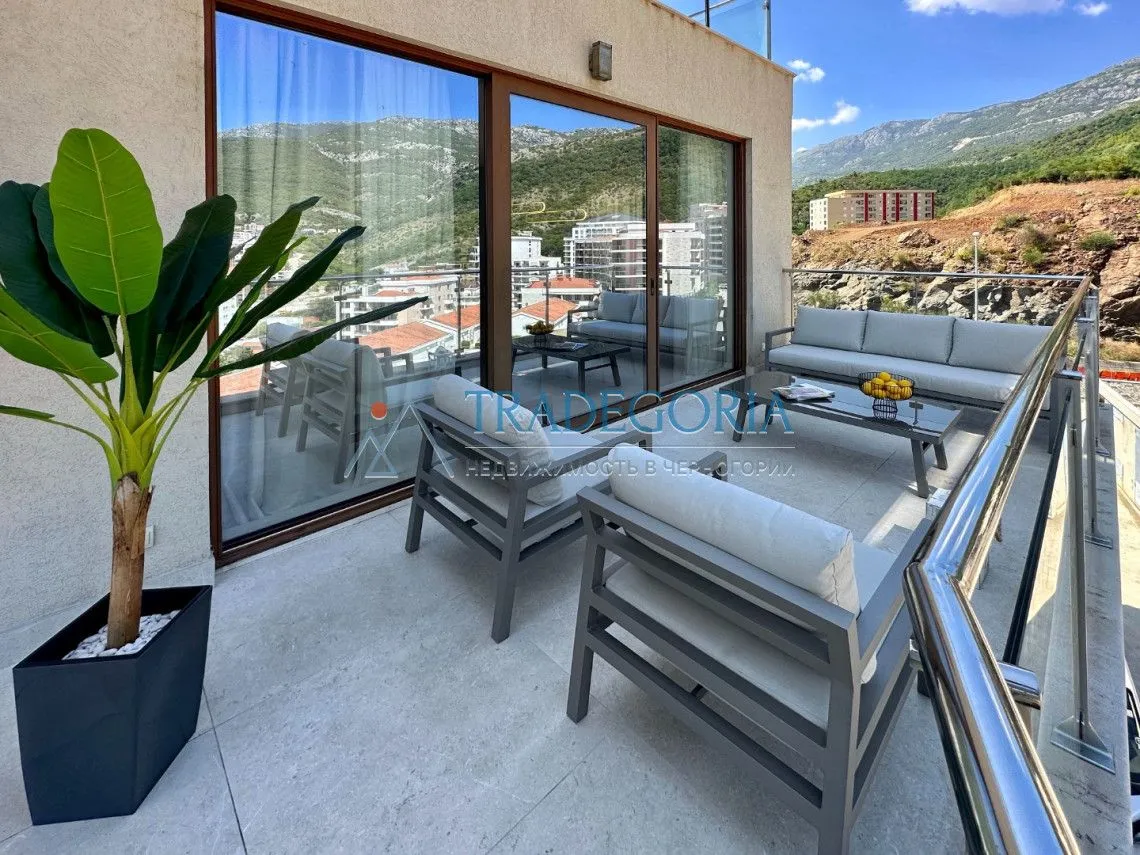 Prodaja, dvosoban stan, 95m², Bečići, Budva