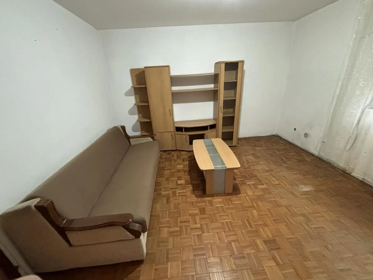 Prodaja, trosoban stan, 75m², Budžino brdo, Jagodina
