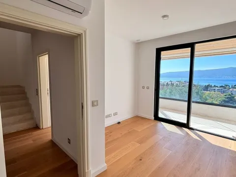 Prodaja, dvosoban stan, 101m², Tivat, Crna Gora - image 12