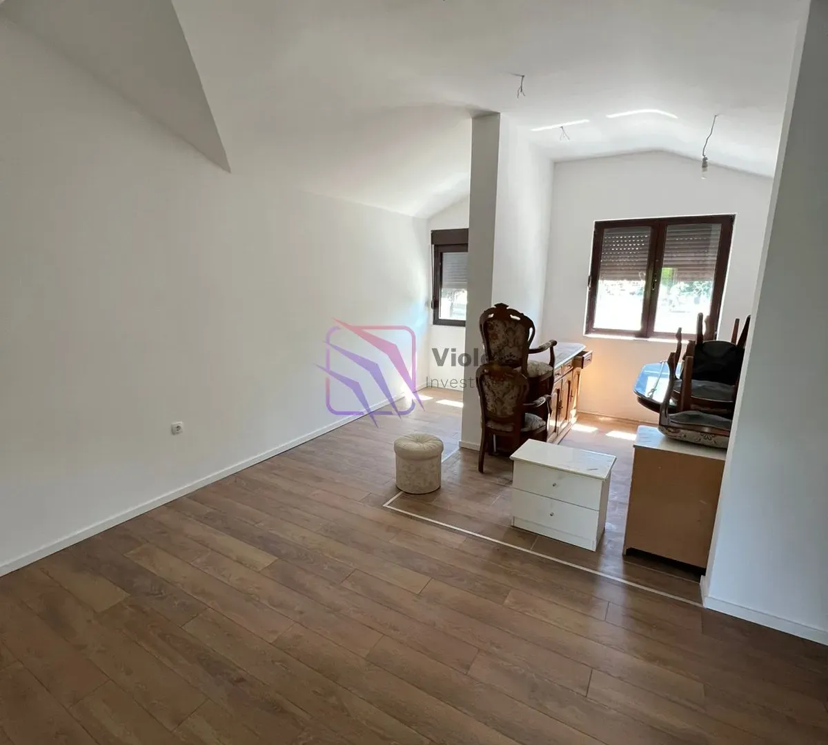 Prodaja, kuća, 343m², Zabjelo, Podgorica