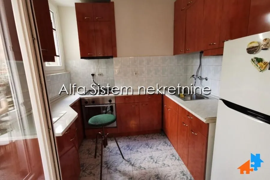 Rent, two bedroom apartment, 60m², Stari Grad, Beograd