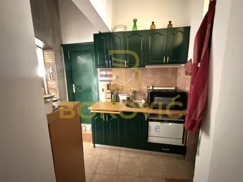 Sale, four bedroom apartment, 107m², Vračar Sve Podlokacije, Beograd - image 6