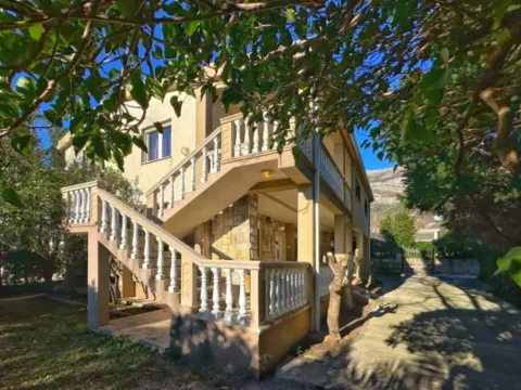 Prodaja, kuća, 150m², Sutomore, Bar - image 2