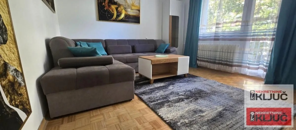 Izdavanje, dvosoban stan, 54m², Rotkvarija, Novi Sad Sve Podlokacije