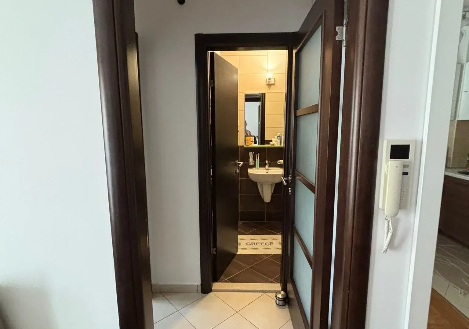 Prodaja, jednosoban stan, 40m², Lazi, Budva