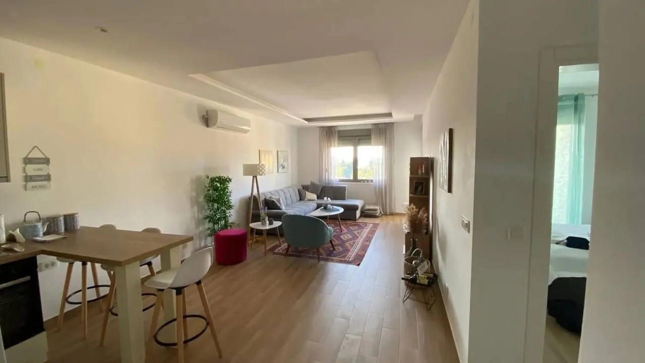 Prodaja, jednosoban stan, 57m², Centar, Tivat
