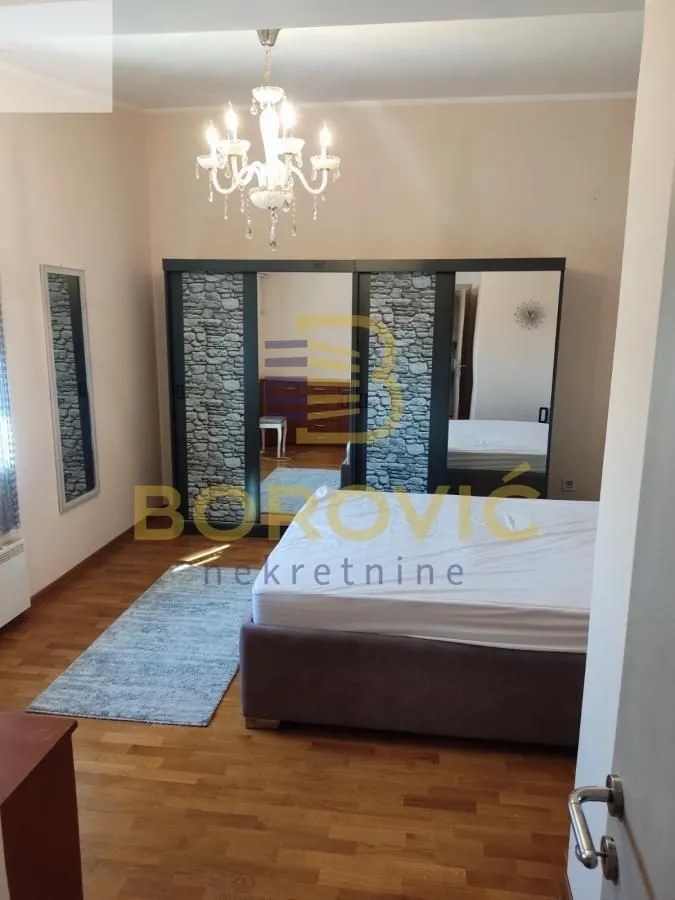 Rent, four bedroom apartment, 105m², Lekino Brdo, Voždovac Sve Podlokacije