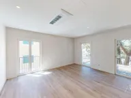 Sale, one bedroom apartment, 69m², Luštica Bay, Tivat - image 2